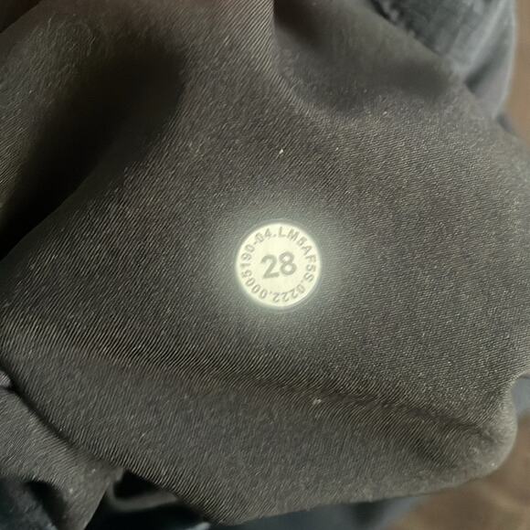 Lululemon Men’s Sz 28 Commission Slim-Fit Pant Ventlight Navy Blue - Picture 4 of 6